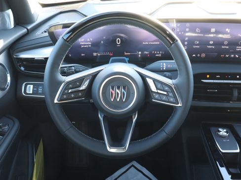 New 2026 Buick Enclave Avenir w/ Super Cruise Package image 9