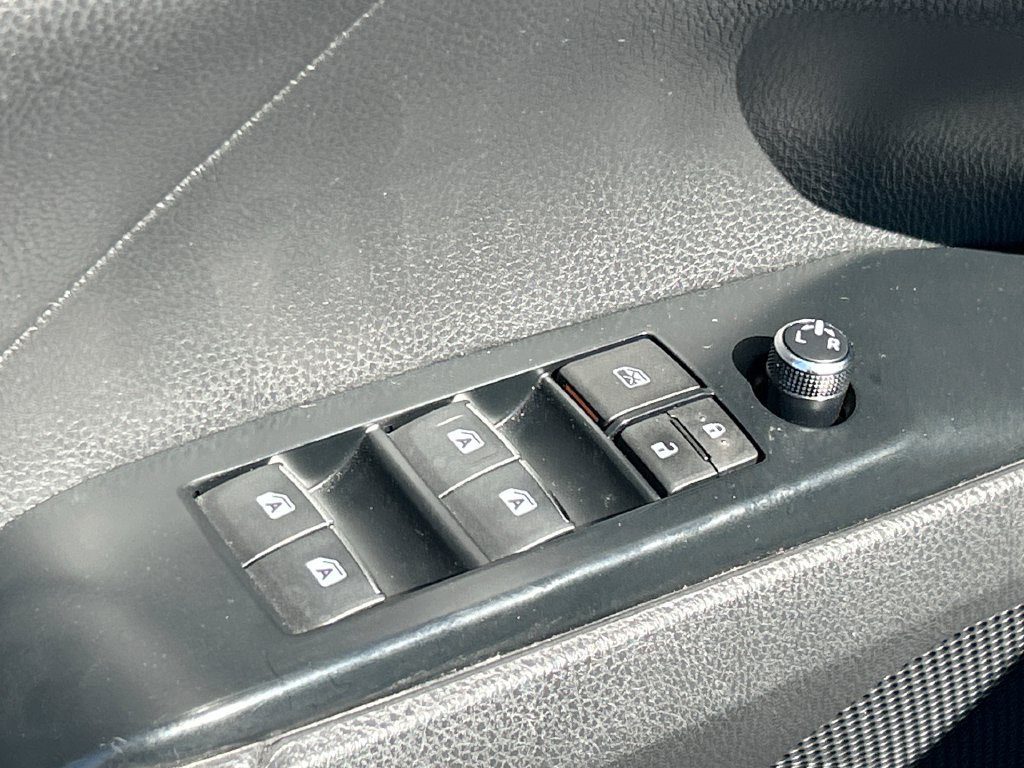 Used 2019 Toyota Camry XSE w/ Driver Assist Package FWD image 29