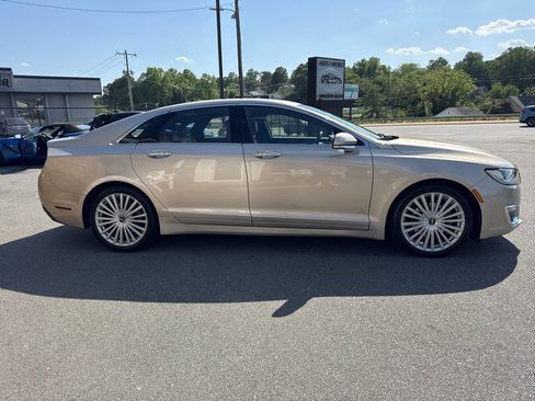 Used 2017 Lincoln MKZ Reserve AWD/4WD image 8