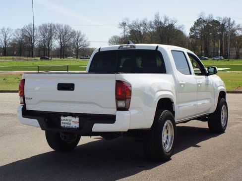 Used 2023 Toyota Tacoma SR image 16