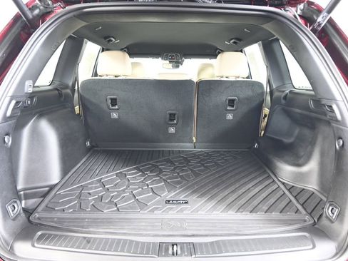 Used 2023 Jeep Grand Cherokee Limited image 16