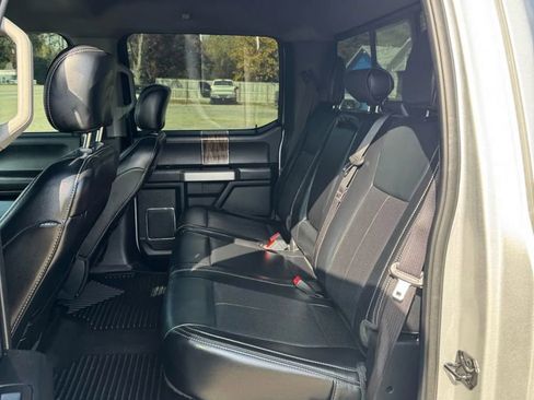 Used 2019 Ford F150 Lariat w/ Equipment Group 502A Luxury image 18