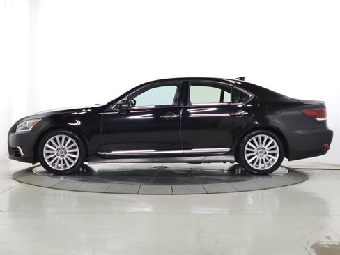 Used 2014 Lexus LS 460 AWD w/ Comfort Package image 4