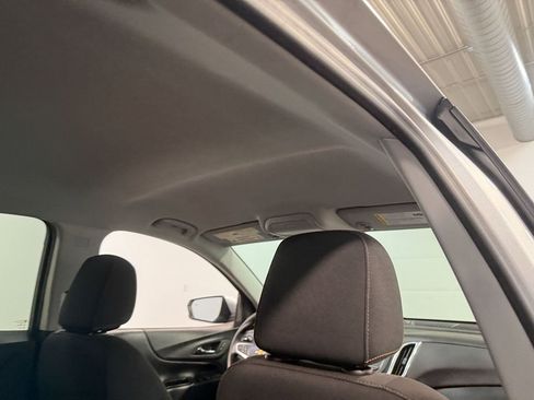 Used 2022 Chevrolet Equinox LT image 69