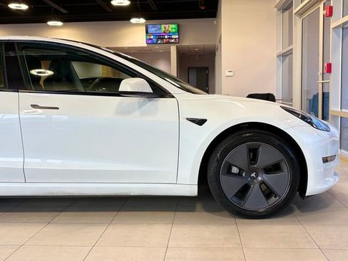 Used 2023 Tesla Model 3 Standard Range image 14