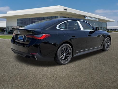 New 2026 BMW i4 eDrive40 RWD image 11