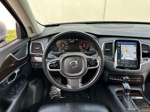 Used 2019 Volvo XC90 T6 Momentum w/ Advanced Package image 15