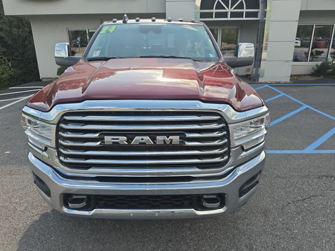 Used 2024 RAM 3500 Limited w/ Safety Group AWD/4WD image 9