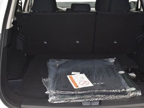 New 2026 Nissan Rogue S image 20