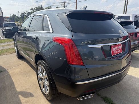 Used 2019 Cadillac XT5 Luxury w/ LPO, Radiant Package FWD image 7