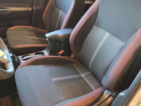 Used 2025 Nissan Versa SR w/ Trunk Package image 18