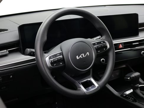 Used 2026 Kia K5 LXS FWD image 10