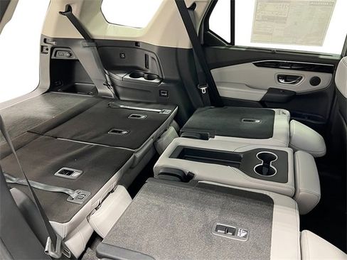 New 2025 Honda Pilot EX-L image 33