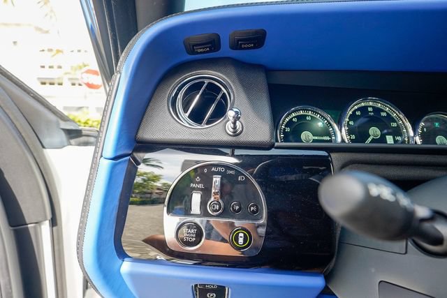 Used 2022 Rolls-Royce Cullinan AWD/4WD image 60