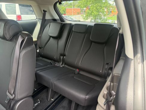 Used 2026 Kia Carnival FWD image 26