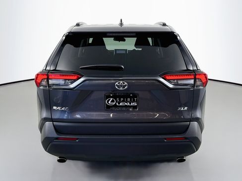 Used 2025 Toyota RAV4 XLE FWD image 6