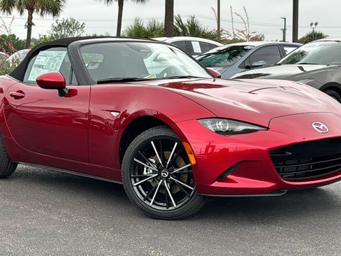 New 2026 MAZDA MX-5 Miata Grand Touring RWD image 2