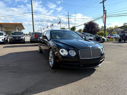 Used 2015 Bentley Flying Spur V8 image 16