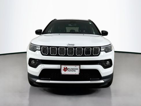 Used 2025 Jeep Compass Limited AWD/4WD image 2