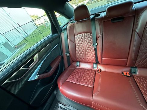 Used 2021 Audi S6 Prestige w/ Prestige Package image 27