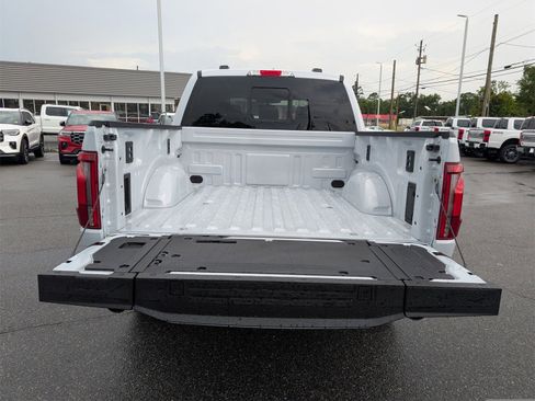 New 2025 Ford F150 Lariat w/ Equipment Group 501A Mid image 14