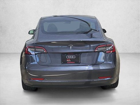 Used 2023 Tesla Model 3 Standard Range RWD image 4