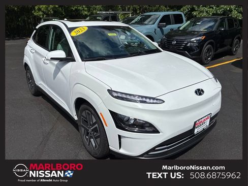 Used 2023 Hyundai Kona SEL FWD image 1