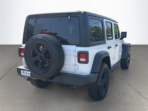 Used 2022 Jeep Wrangler Unlimited Sport AWD/4WD image 4