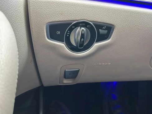 Used 2017 Mercedes-Benz E 300 4MATIC image 25