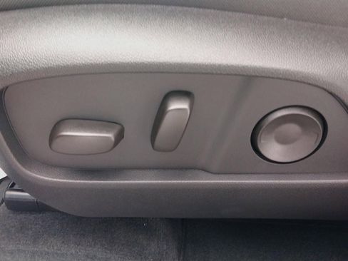 New 2026 Chevrolet Equinox LT w/ Convenience Package II image 14