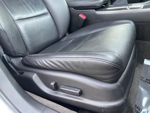 Used 2013 Acura TL image 25