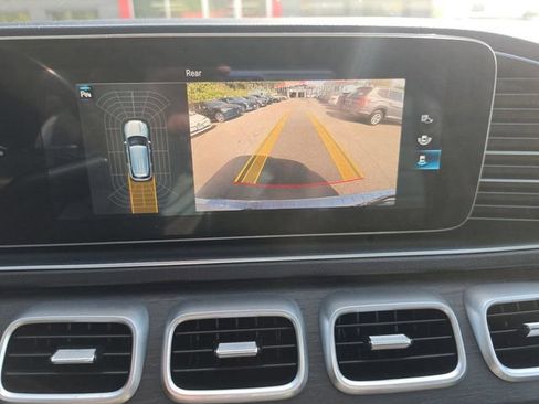 Used 2020 Mercedes-Benz GLE 450 4MATIC w/ MBUX Technology Package image 31