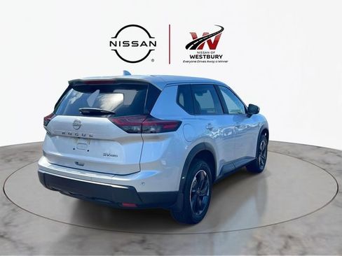 Used 2024 Nissan Rogue SV AWD/4WD image 6