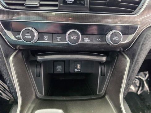 Used 2019 Honda Accord Sport image 18