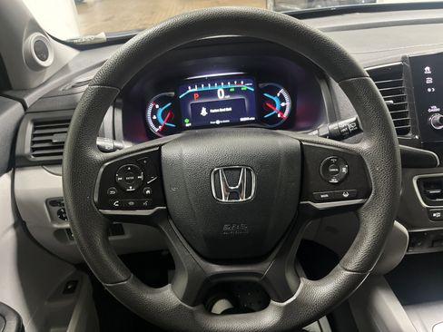 Used 2020 Honda Pilot EX image 30