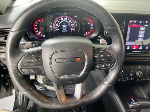 Used 2023 Dodge Durango GT image 11