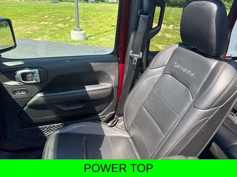 Used 2021 Jeep Wrangler Unlimited Sahara w/ Uconnect 4C Nav & Sound Group AWD/4WD image 31