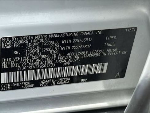 Used 2025 Toyota RAV4 LE AWD/4WD image 30