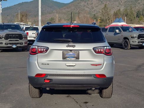 New 2026 Jeep Compass Trailhawk w/ Sun, Sound & Navigation Group image 13