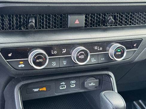 Certified 2024 Honda CR-V EX image 21