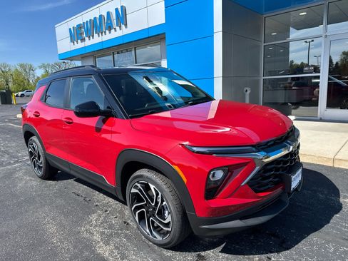 New 2026 Chevrolet TrailBlazer RS w/ Convenience Package AWD/4WD image 1