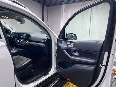 Used 2020 Mercedes-Benz GLS 450 4MATIC image 26