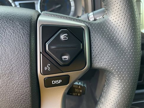 Used 2017 Toyota 4Runner SR5 image 17