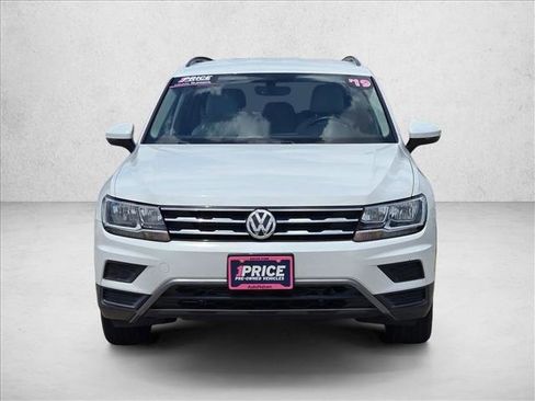 Used 2019 Volkswagen Tiguan S FWD image 2