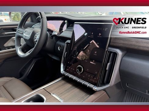 New 2027 GMC Acadia Denali Ultimate w/ LPO, Floor Liner Package AWD/4WD image 44