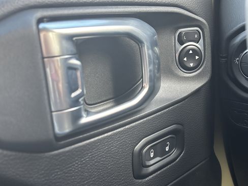 New 2026 Jeep Gladiator Sport image 26