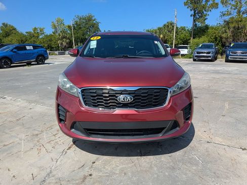 Used 2019 Kia Sorento FWD image 3