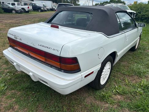Used 1995 Chrysler LeBaron GTC FWD image 5
