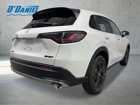 New 2027 Honda HR-V Sport image 5