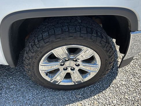Used 2018 GMC Sierra 1500 SLT AWD/4WD image 10